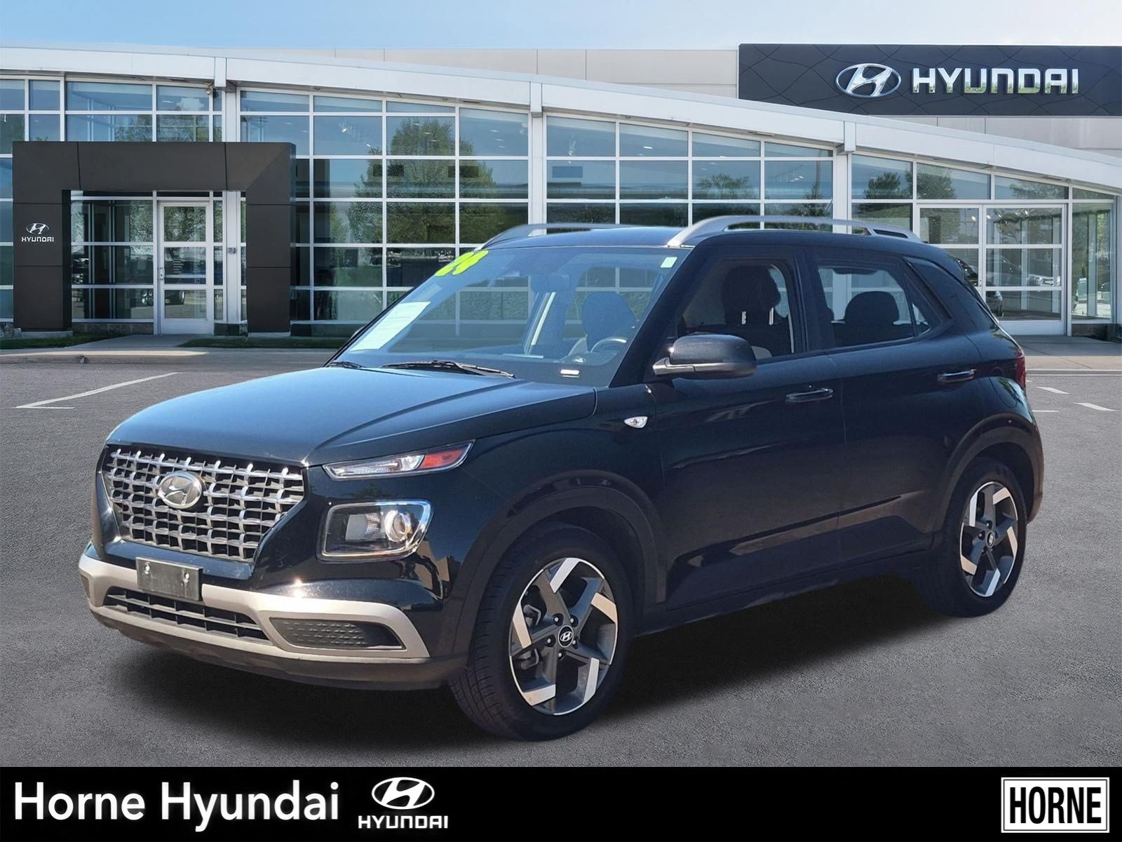 Used 2025 Hyundai Venue SEL