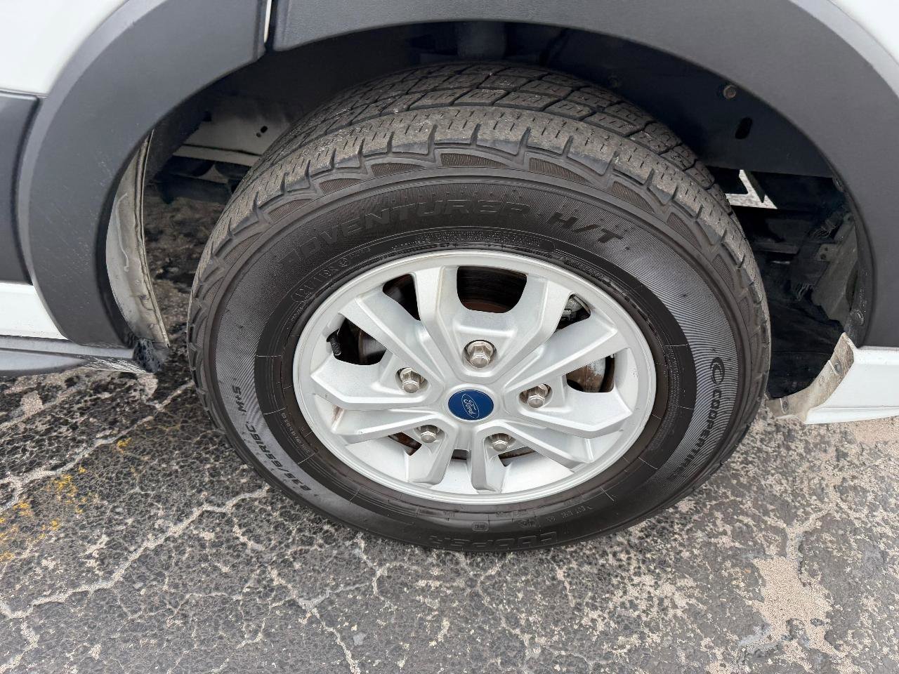 Used 2021 Ford Transit 350 XLT image 12