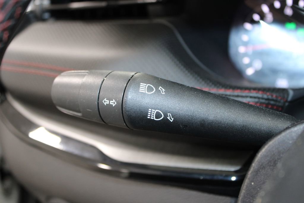 Used 2025 Jeep Compass Trailhawk w/ Trailer Tow Group image 22