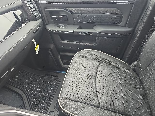 New 2026 RAM 3500 Limited AWD/4WD image 29