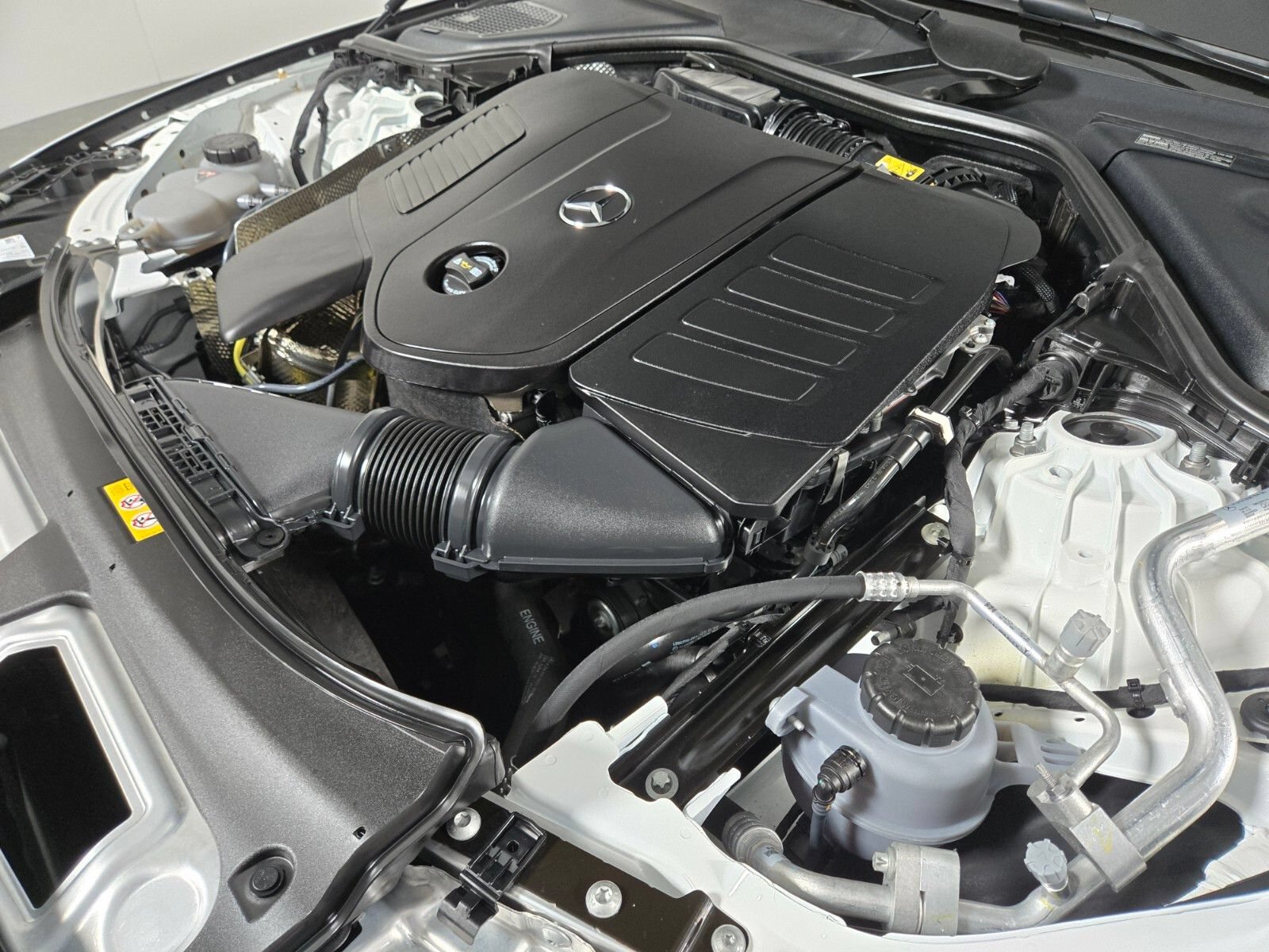 Used 2025 Mercedes-Benz E 350 Sedan image 20
