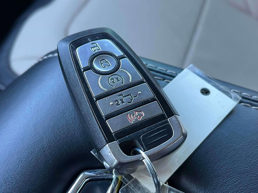 Used 2020 Ford F250 Limited AWD/4WD image 37