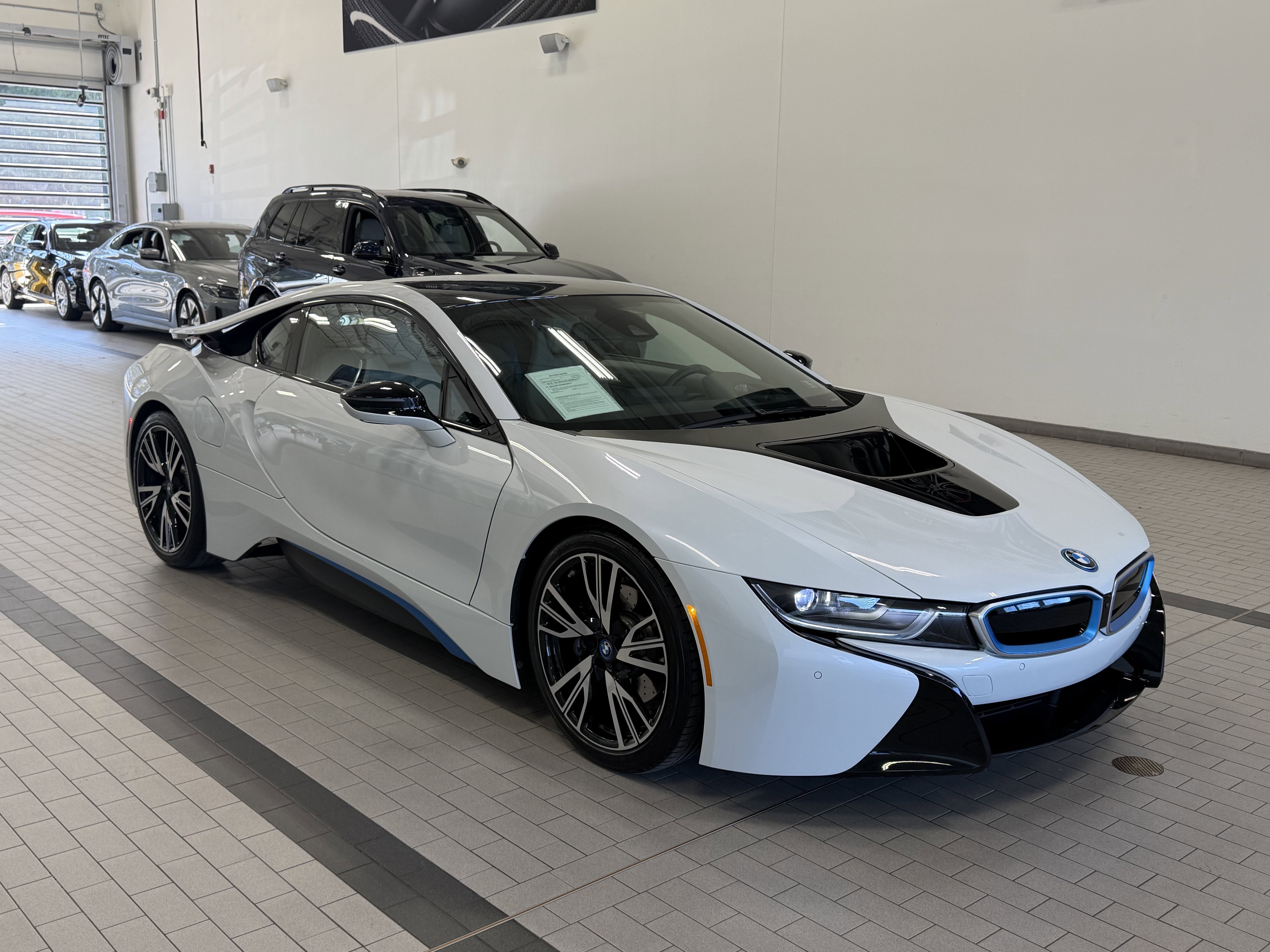 Used 2014 BMW i8 image 3