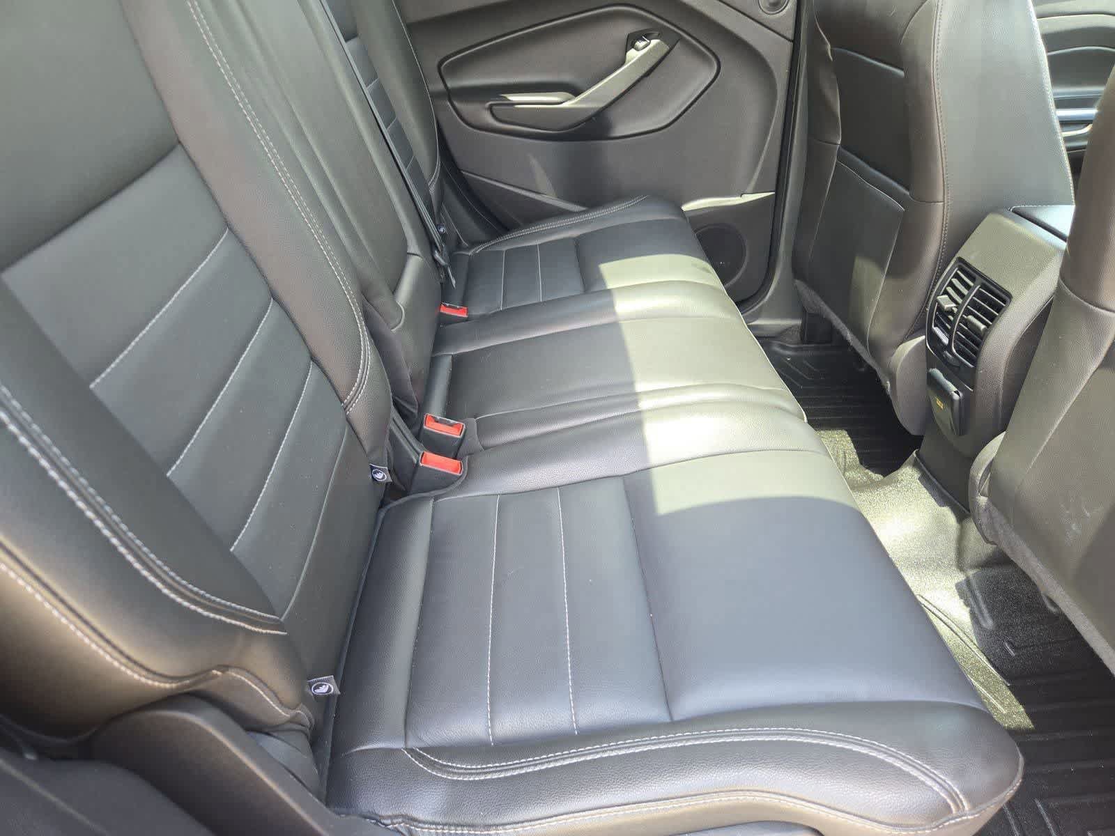 Used 2015 Ford Escape Titanium w/ Equipment Group 301A FWD image 19