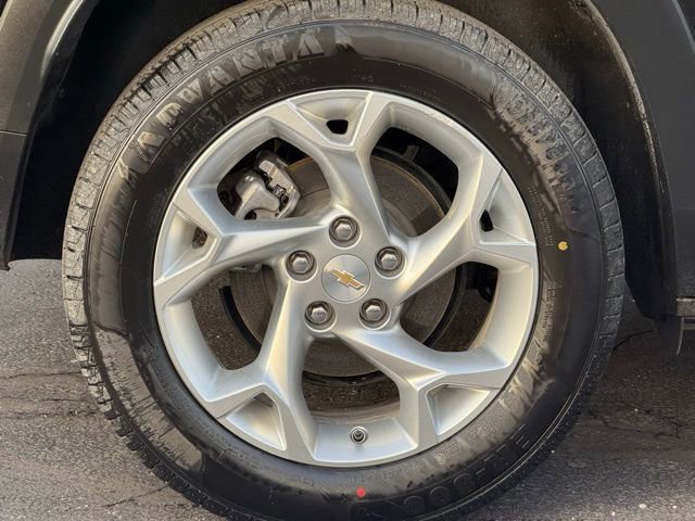 Used 2024 Chevrolet Trax LS w/ LS Convenience Package image 8