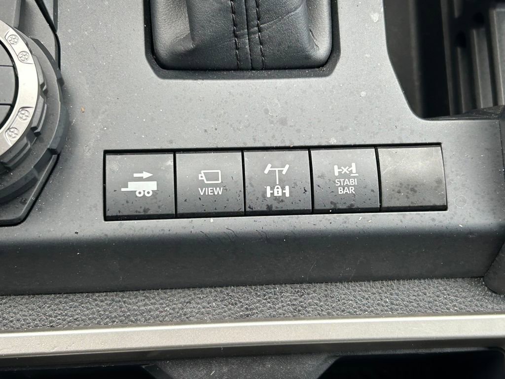 Certified 2025 Toyota Tacoma 4x4 Double Cab Hybrid image 33