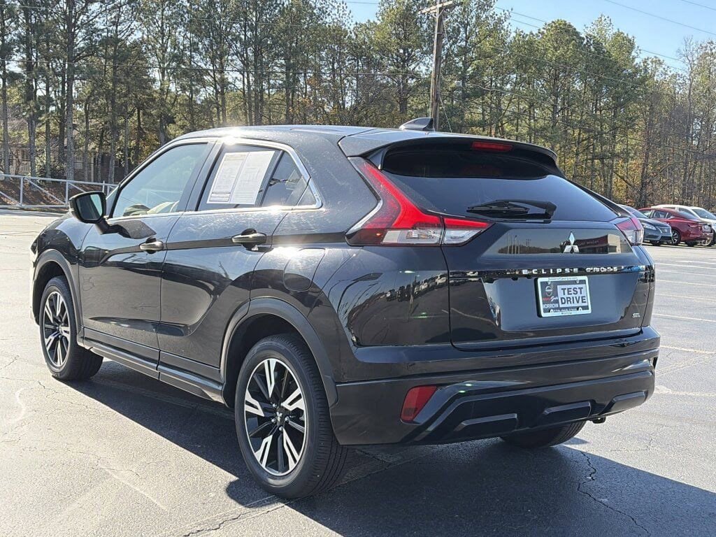 Used 2024 Mitsubishi Eclipse Cross SEL image 3