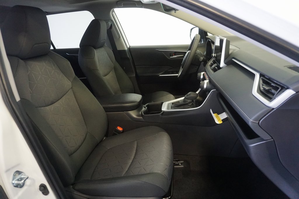 New 2025 Toyota RAV4 XLE image 25
