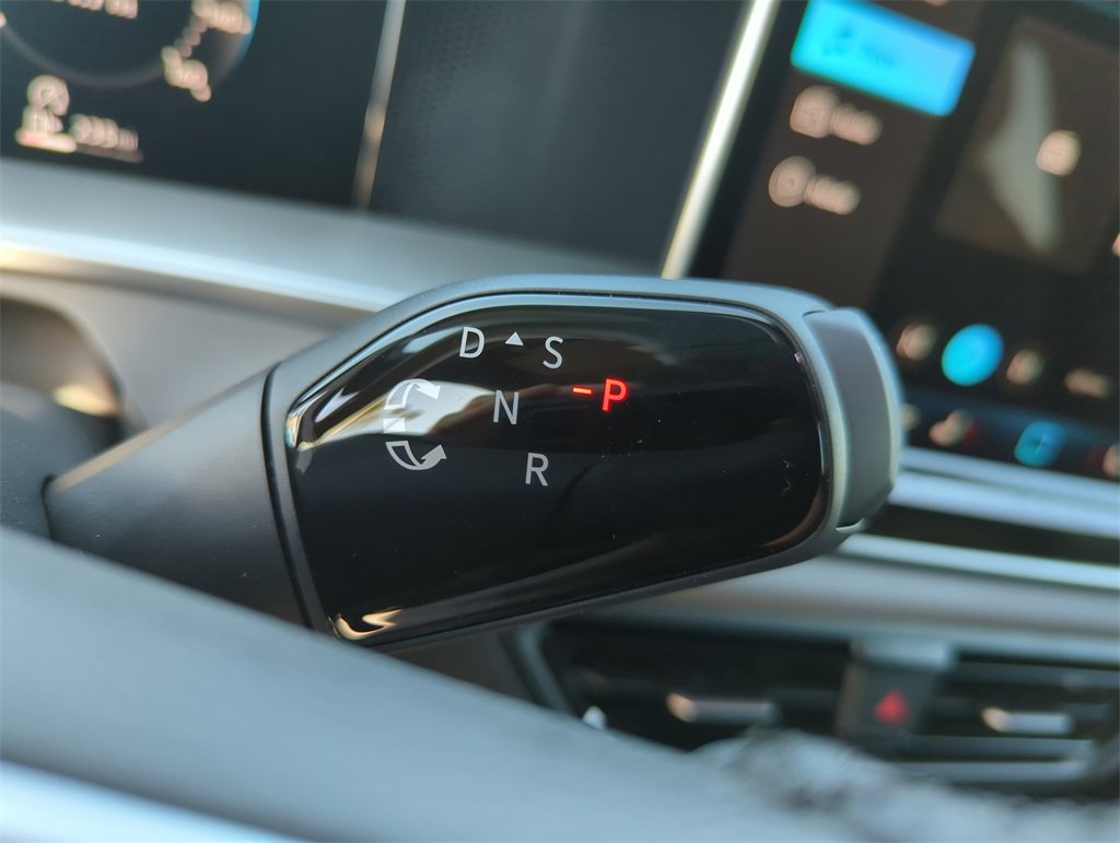 New 2026 Volkswagen Tiguan SE R-Line image 35