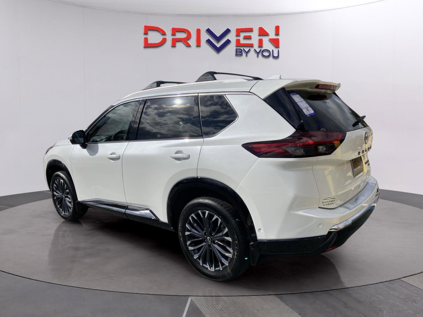 New 2026 Nissan Rogue Platinum w/ Platinum Premium Package image 3