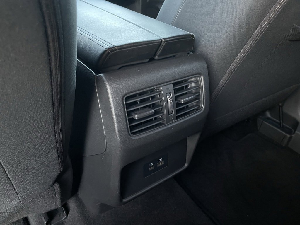 Used 2023 Nissan Rogue SV image 27