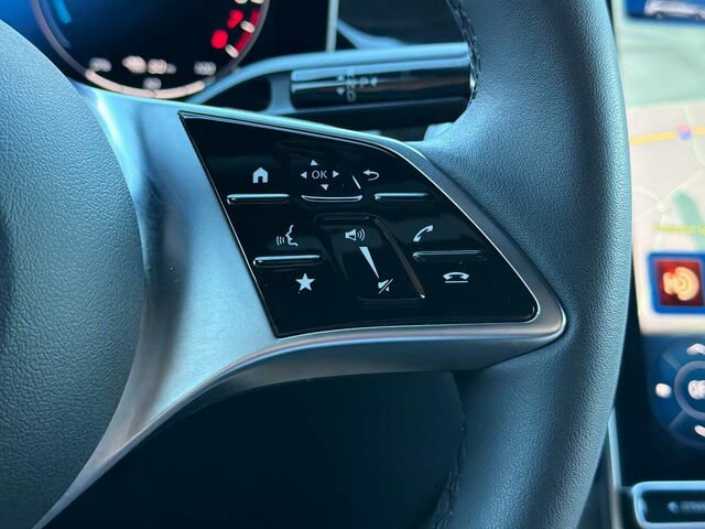 Certified 2025 Mercedes-Benz GLC 350e 4MATIC image 31