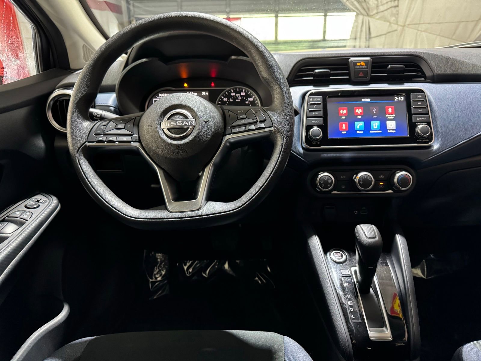 Used 2025 Nissan Versa SV image 18