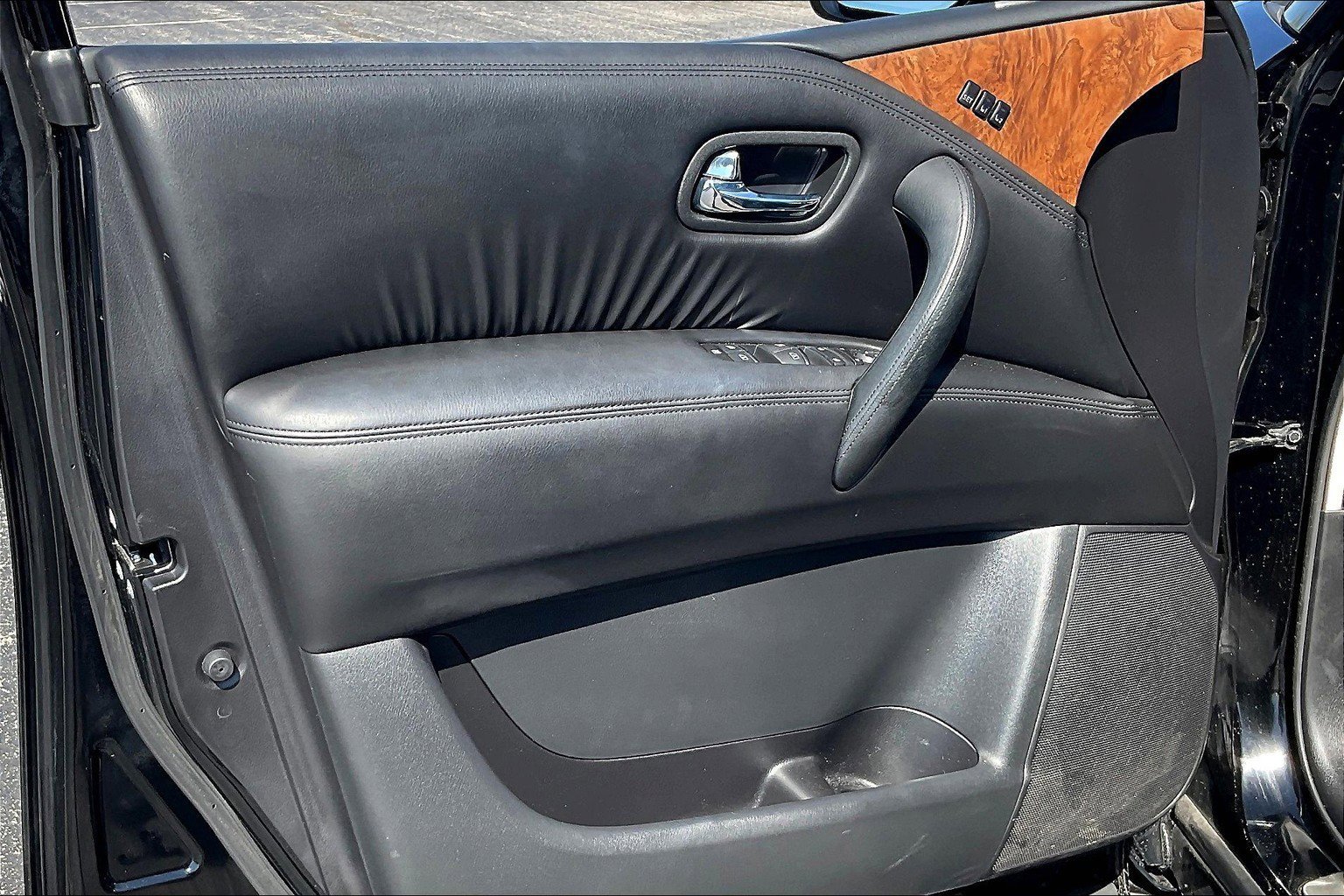 Used 2024 Nissan Armada SL w/ Cargo Package image 19