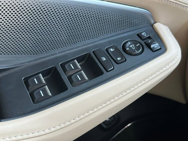 Used 2025 Acura MDX w/ Advance Package image 17