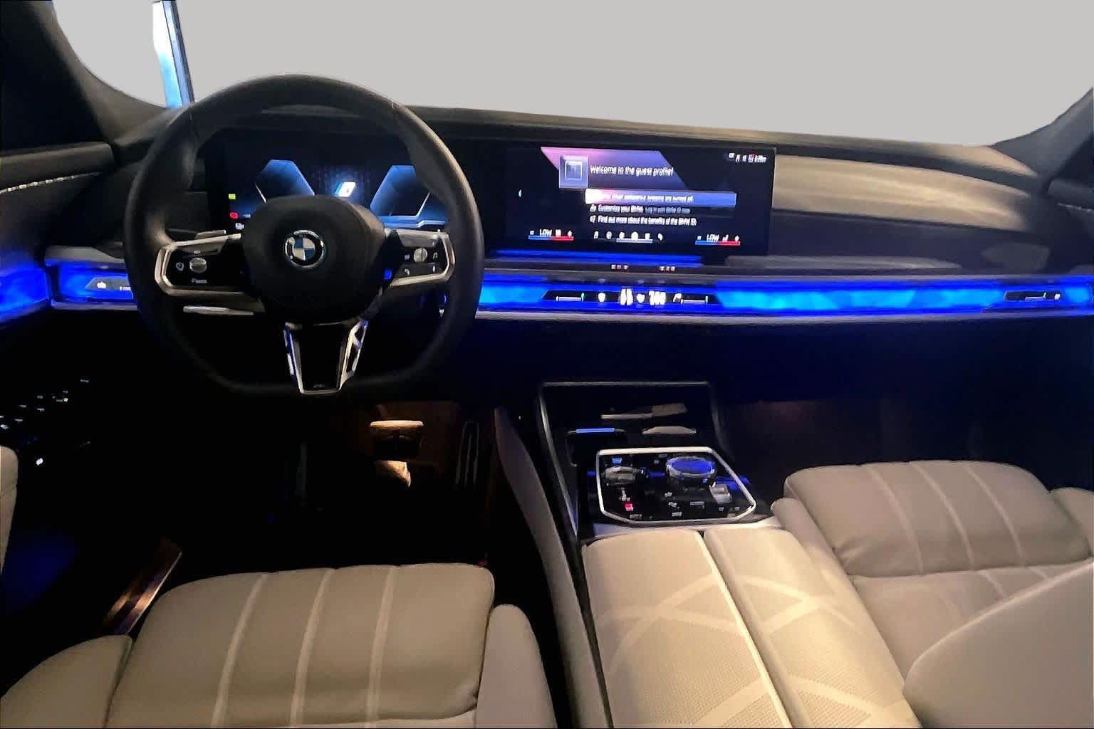 Used 2024 BMW i7 eDrive50 w/ M Sport Package RWD image 14