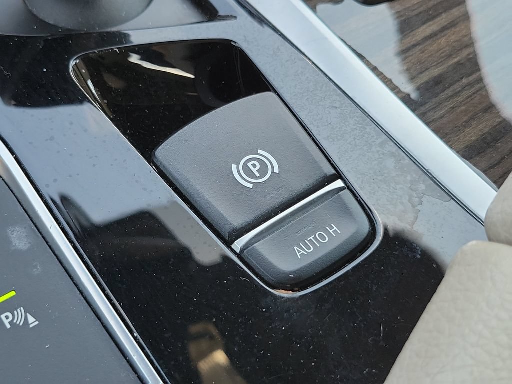 Used 2018 BMW 530i w/ Premium Package RWD image 34