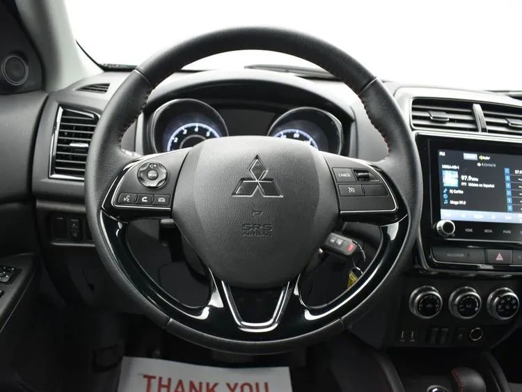Used 2025 Mitsubishi Outlander Sport LE image 20