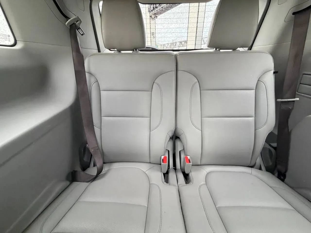 Used 2018 GMC Acadia SLT w/ LPO, Black Accent Package AWD/4WD image 20