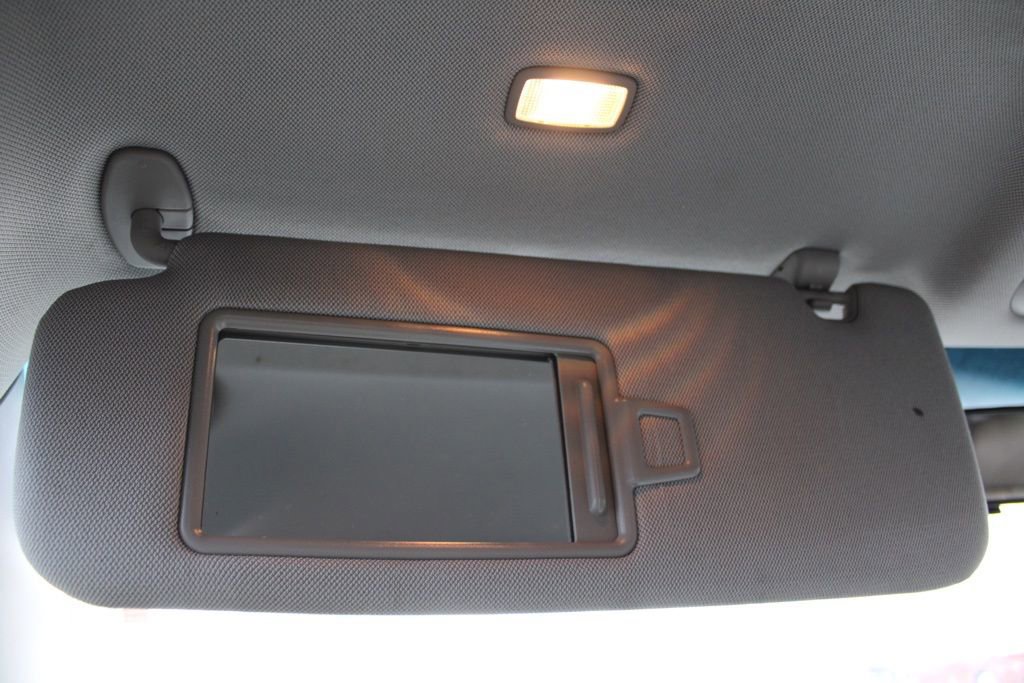 Used 2017 Kia Sedona LX w/ LX Essentials Premium Package image 44