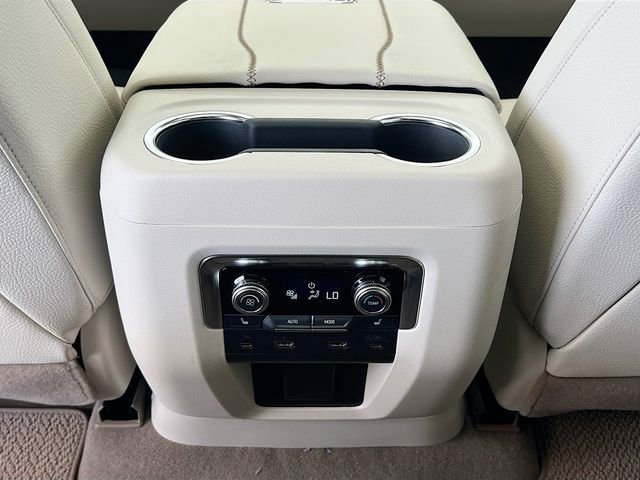 New 2026 GMC Yukon Denali w/ Denali Reserve Package image 18