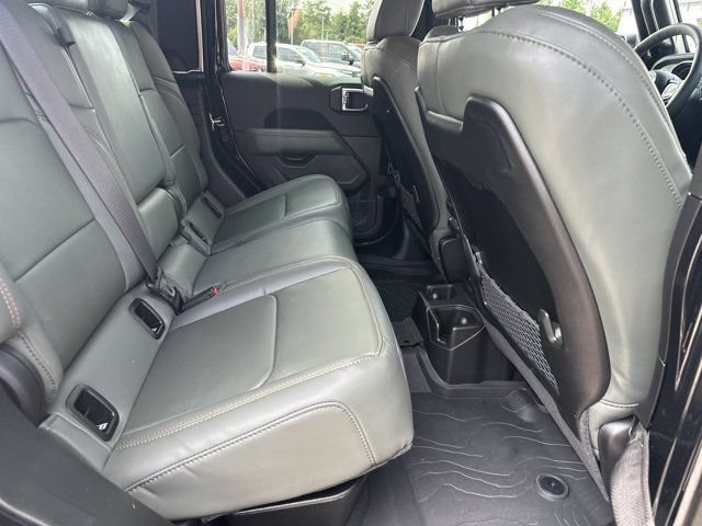 Certified 2025 Jeep Gladiator Mojave AWD/4WD image 17