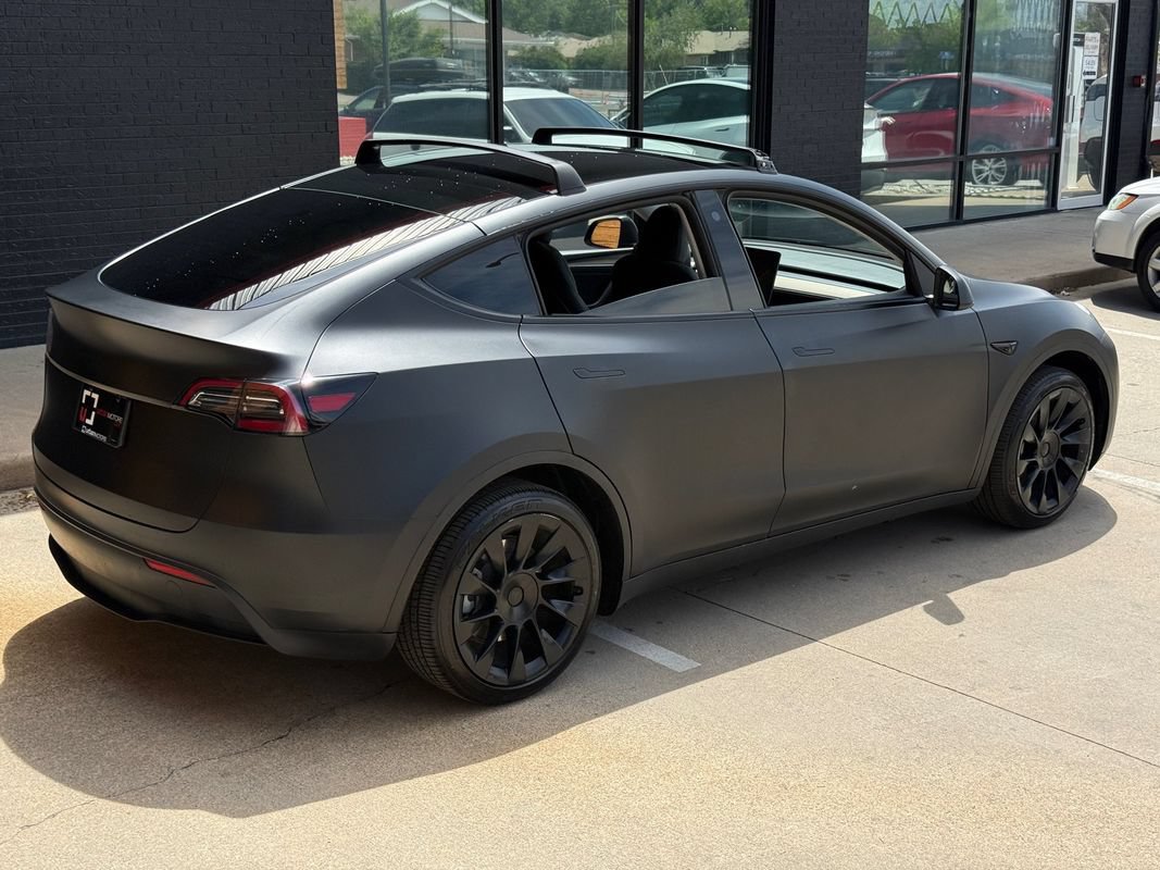 Used 2023 Tesla Model Y Long Range AWD/4WD image 13