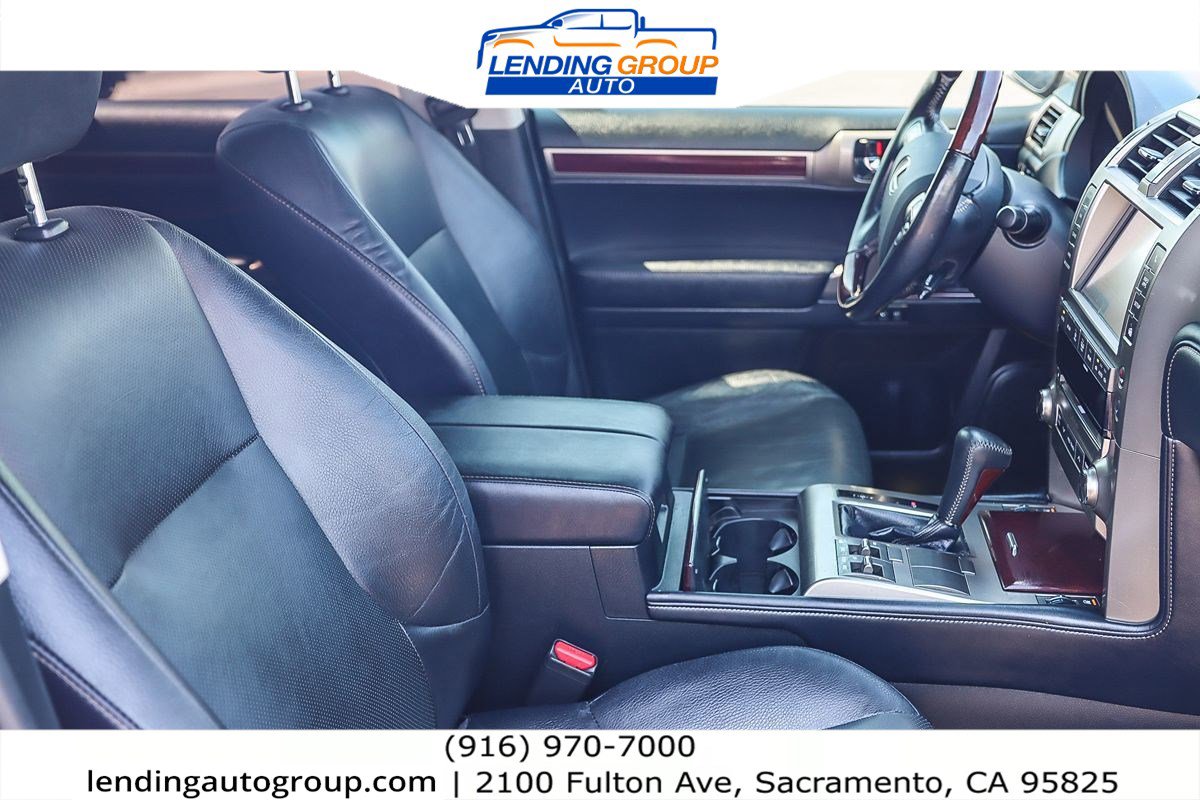 Used 2018 Lexus GX 460 Premium w/ Premium Package image 14