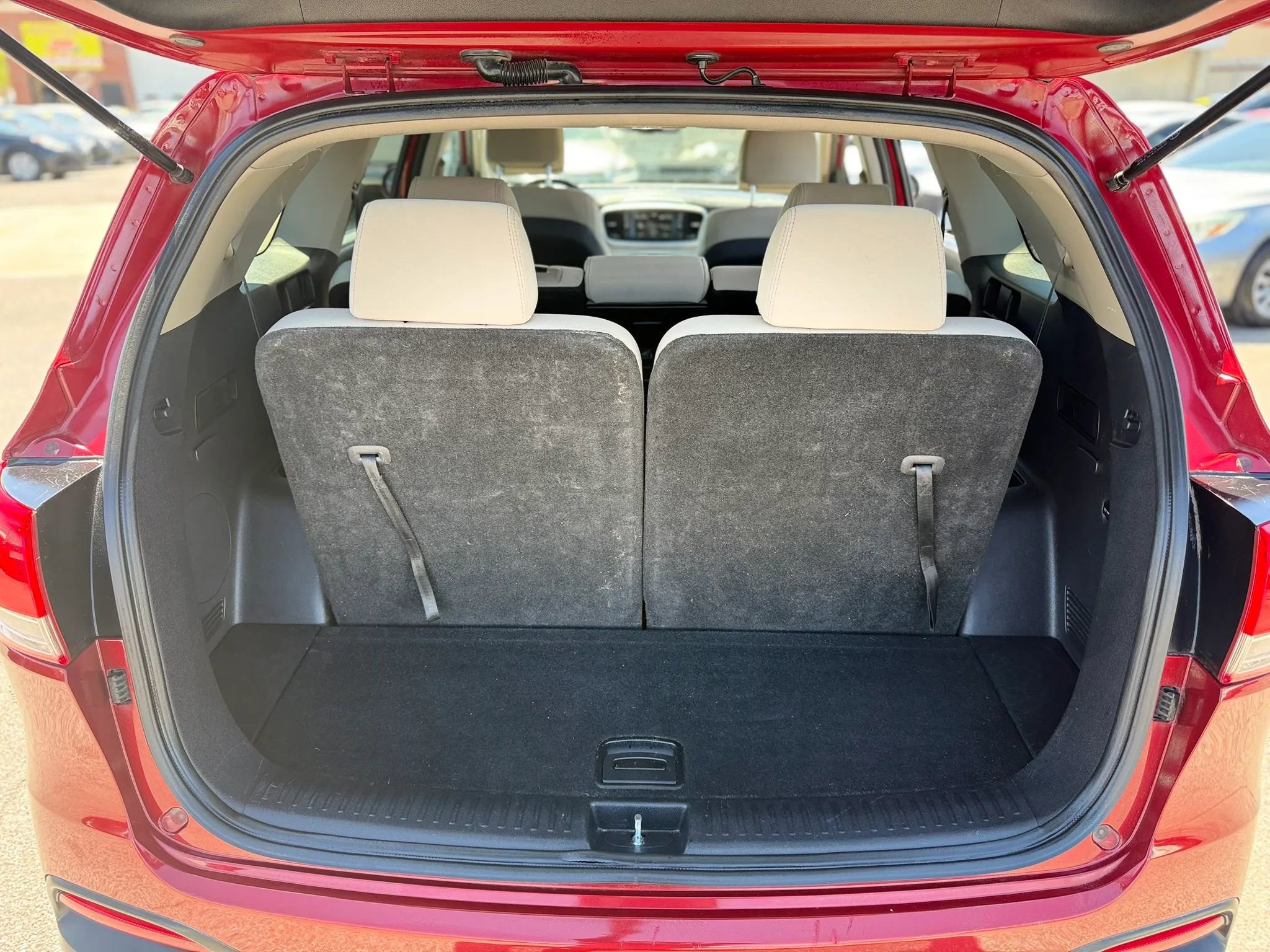 Used 2017 Kia Sorento LX w/ LX Convenience Package image 32