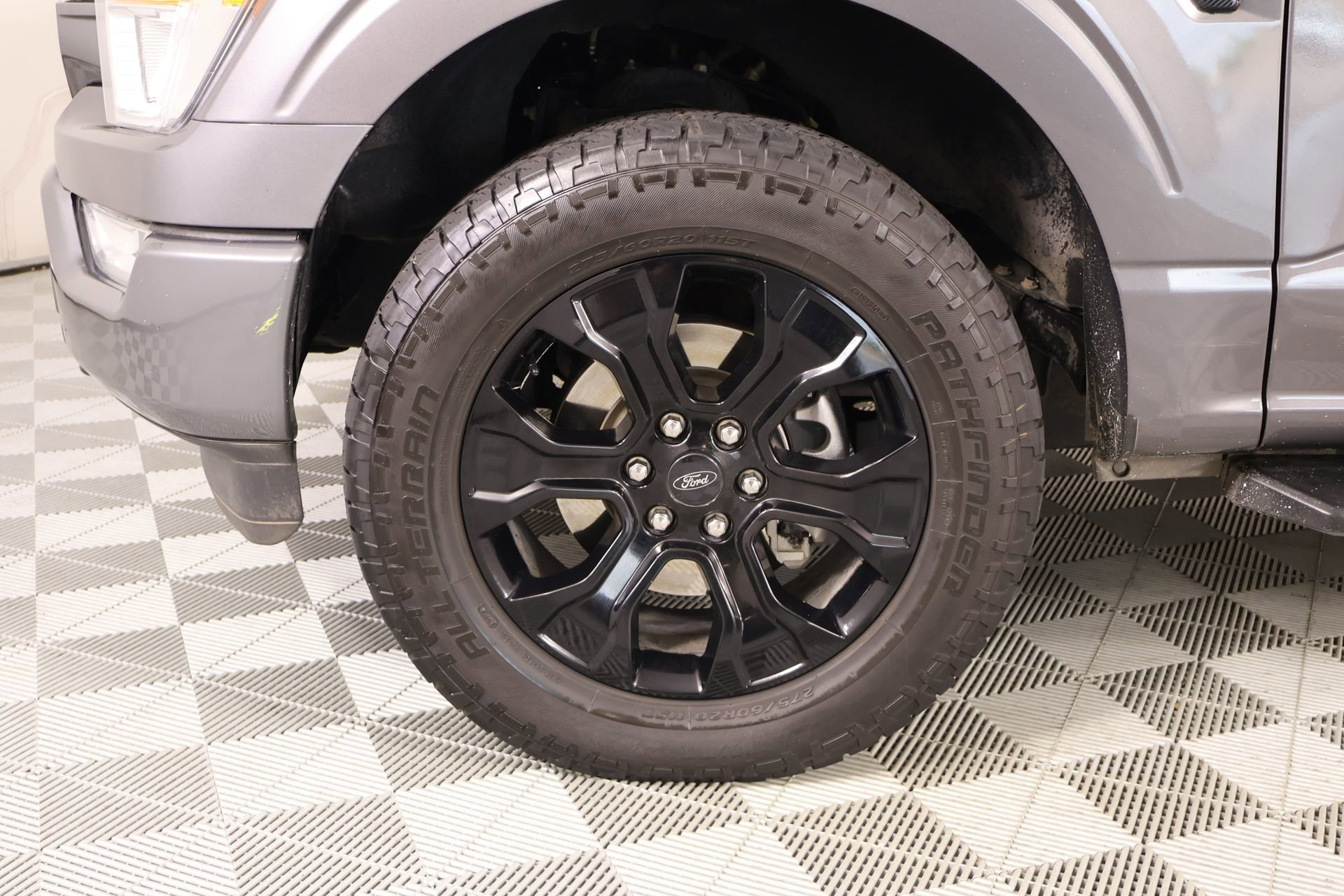 Used 2022 Ford F150 XL w/ STX Black Appearance Package AWD/4WD image 17