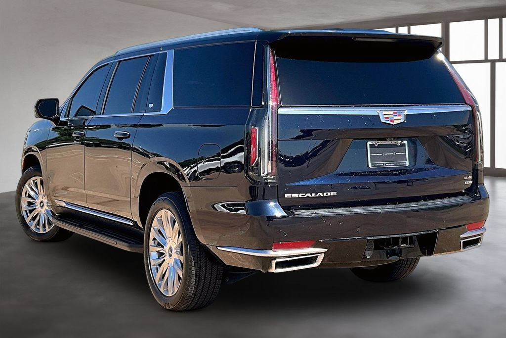Used 2023 Cadillac Escalade ESV Premium Luxury AWD/4WD image 12