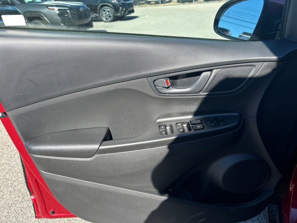 Used 2023 Hyundai Kona SEL w/ Cargo Package image 23