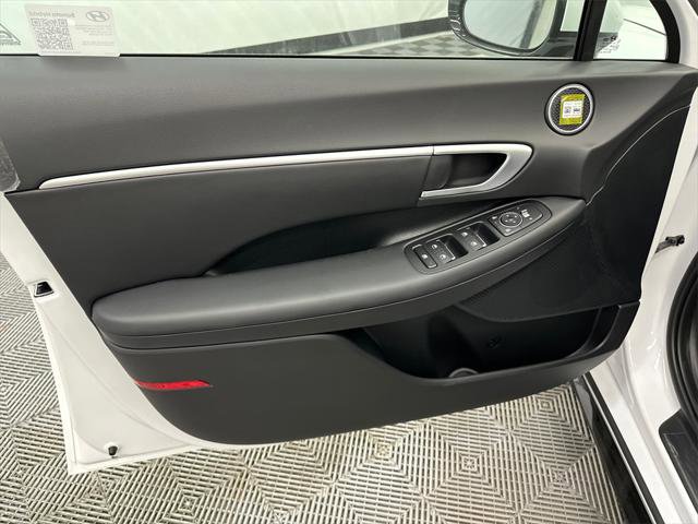 New 2025 Hyundai Sonata SEL image 11