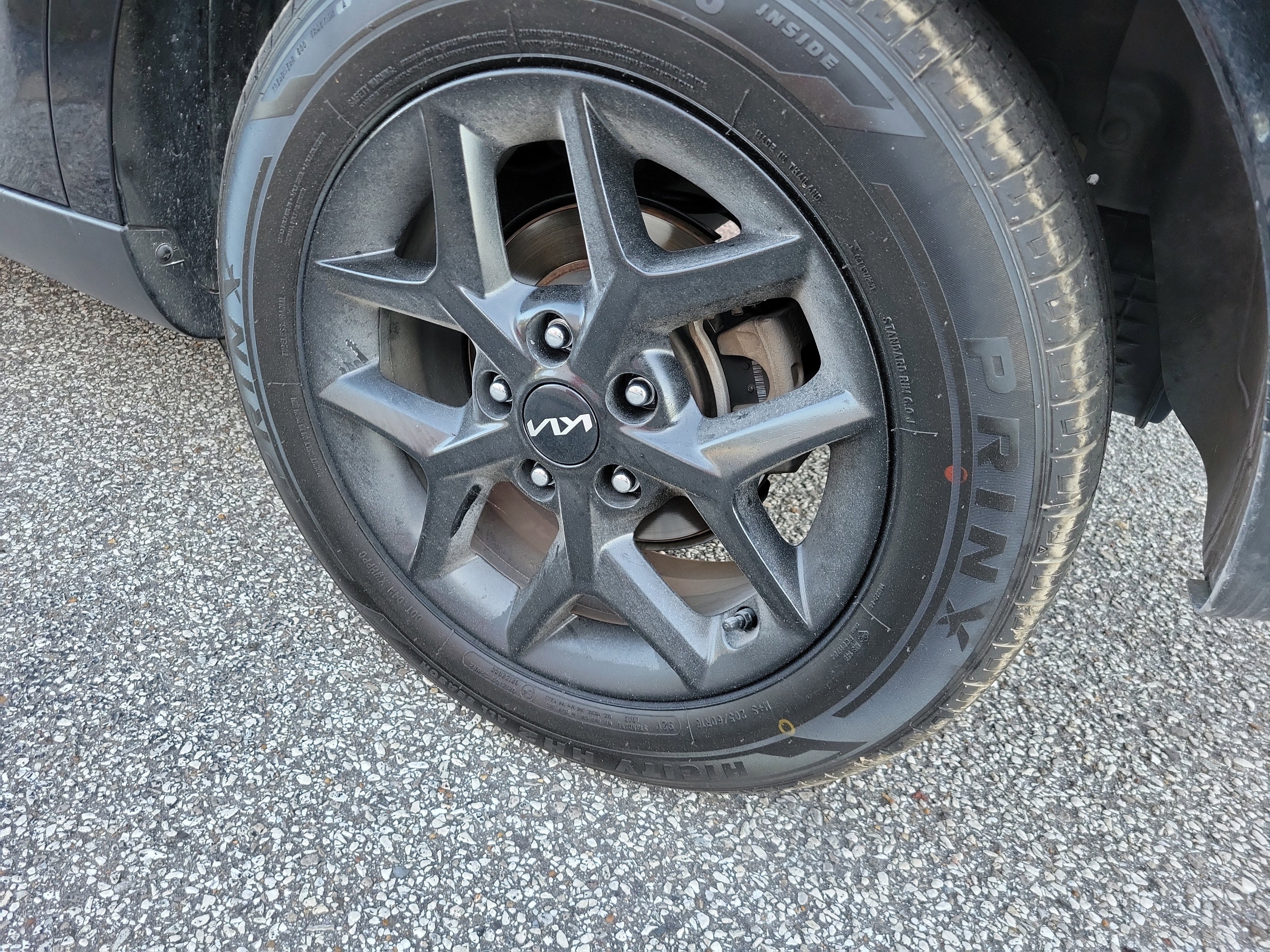 Used 2023 Kia Soul LX w/ LX Technology Package FWD image 26