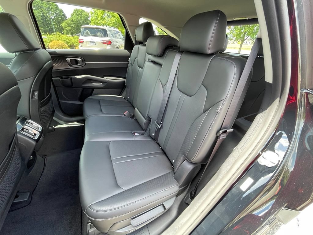 New 2026 Kia Sorento S FWD image 25