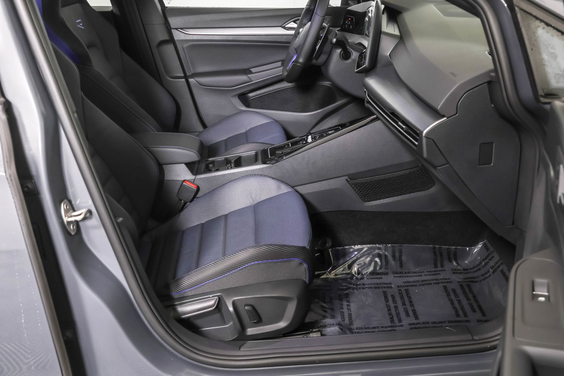 New 2026 Volkswagen Golf image 43