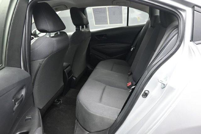 Used 2022 Toyota Corolla LE FWD image 8