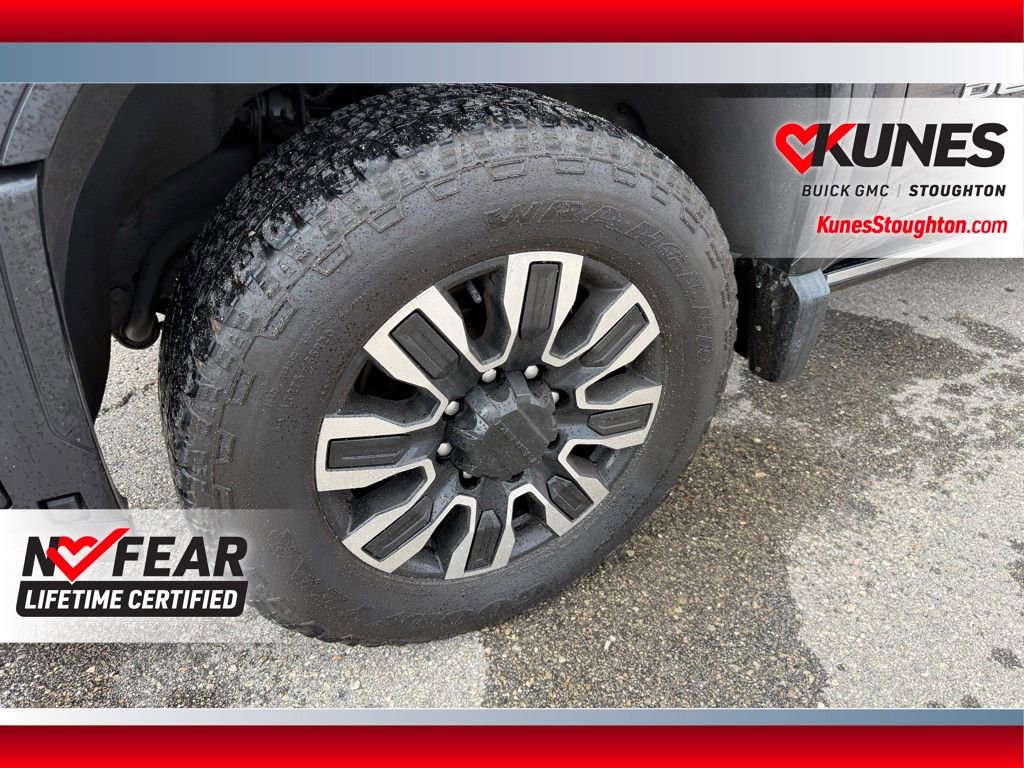 Used 2024 GMC Sierra 2500 Denali Ultimate AWD/4WD image 16