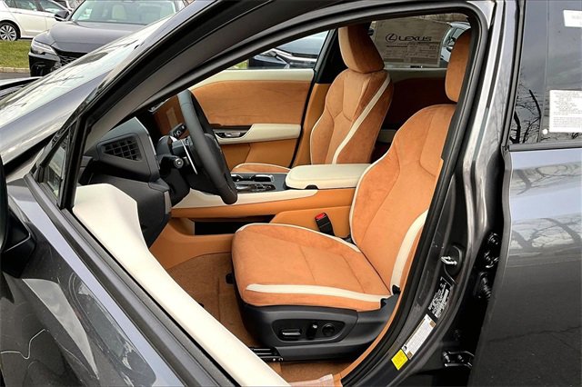 New 2026 Lexus RZ 450e AWD image 9