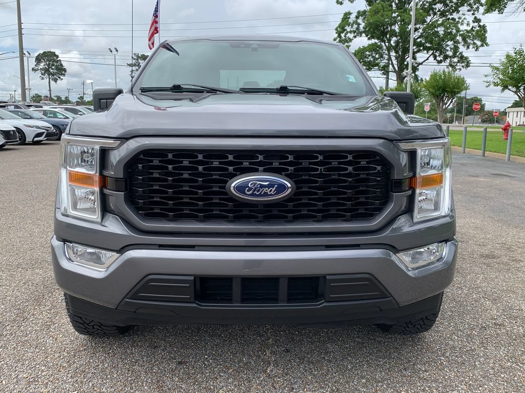 Used 2021 Ford F150 XL w/ STX Appearance Package RWD image 3
