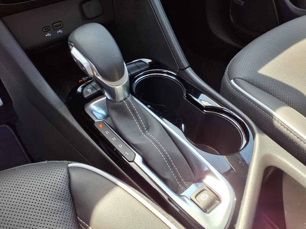 Certified 2024 Buick Encore GX Avenir w/ Avenir Technology Package image 36