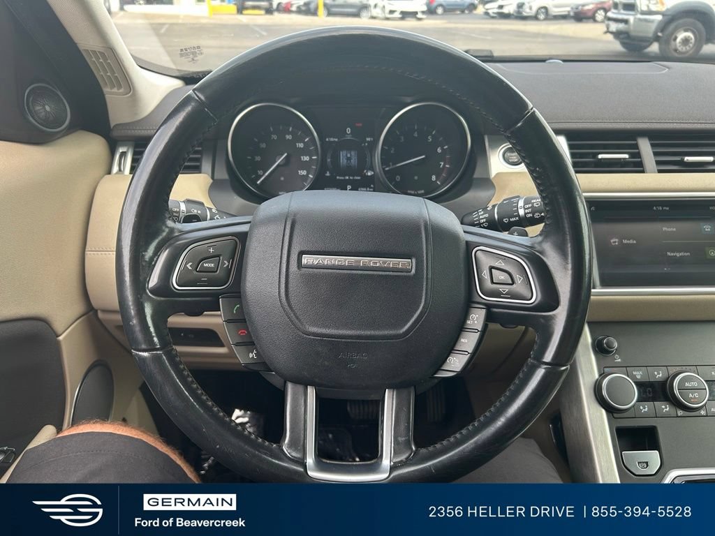 Used 2017 Land Rover Range Rover Evoque SE AWD/4WD image 21