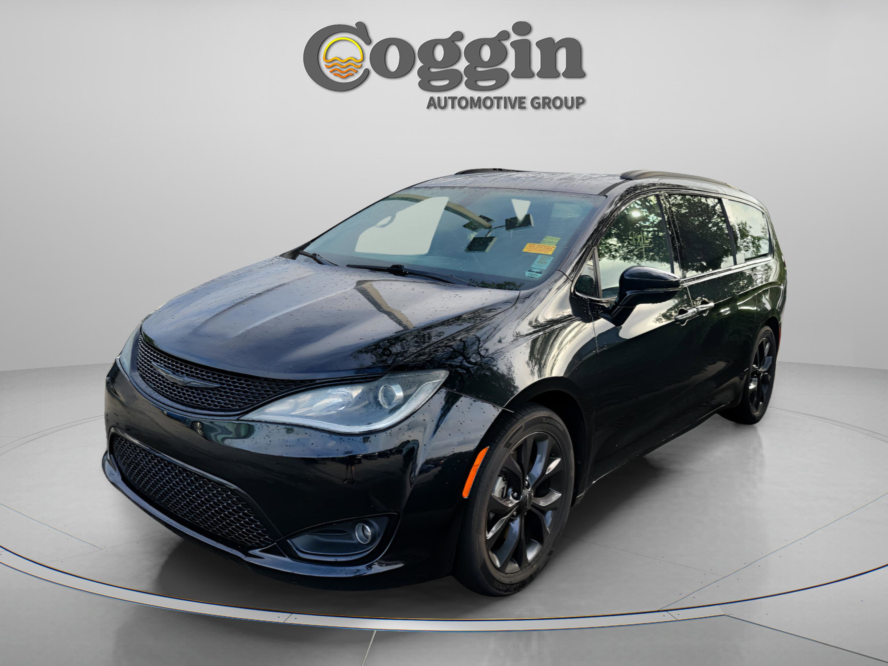 Used 2019 Chrysler Pacifica Limited w/ S Appearance Package FWD video 1