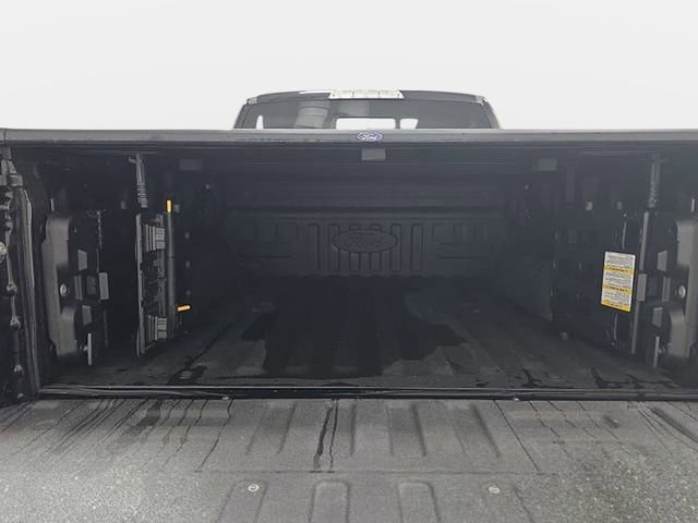 Used 2019 Ford F150 Raptor w/ Equipment Group 802A Luxury AWD/4WD image 34