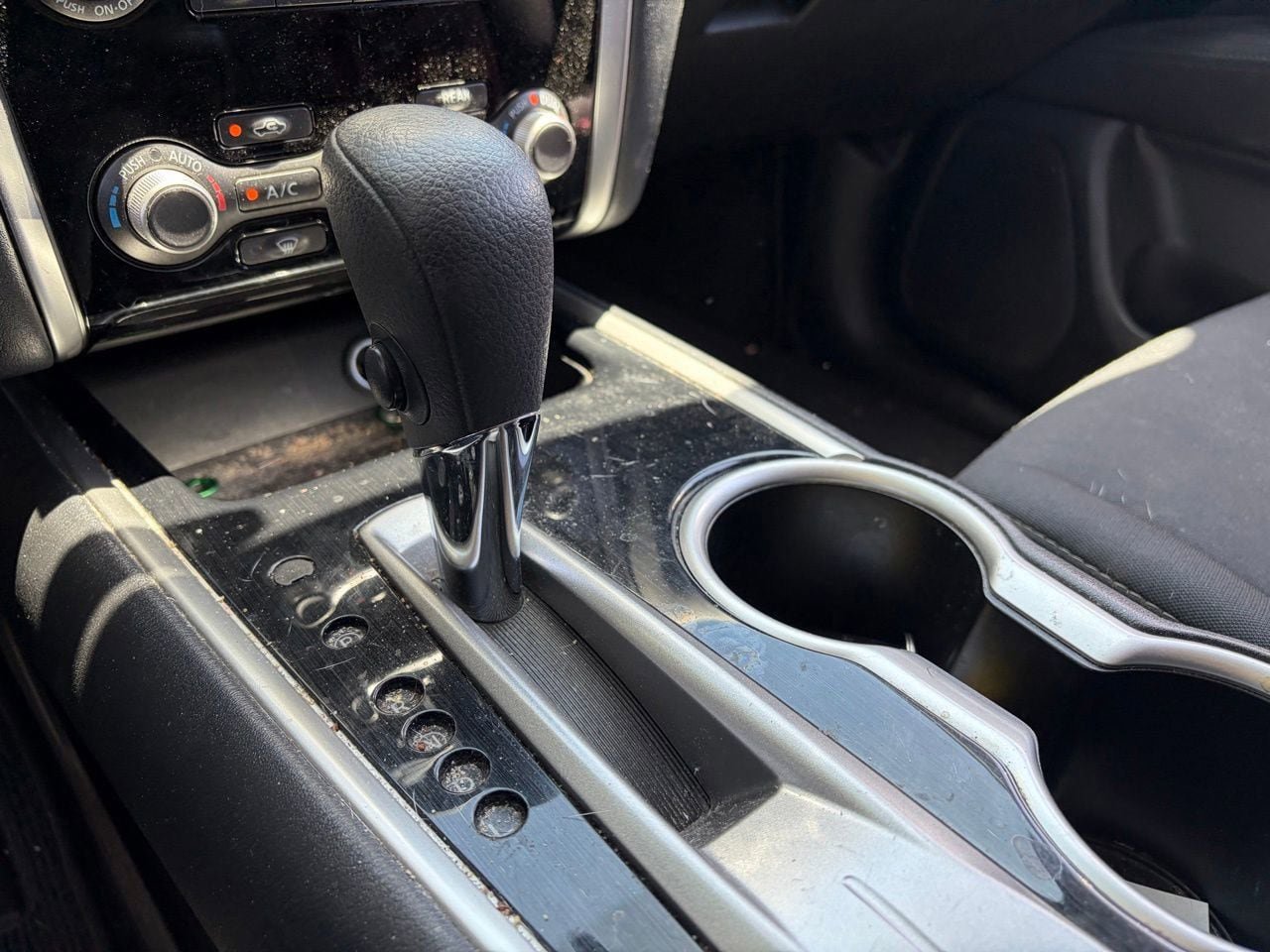 Used 2017 Nissan Pathfinder S FWD image 7
