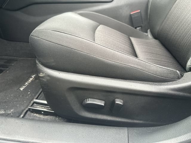 Used 2023 Nissan Altima 2.5 SV AWD/4WD image 16