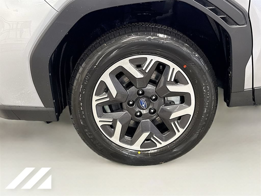 Used 2026 Subaru Forester Premium AWD/4WD image 31