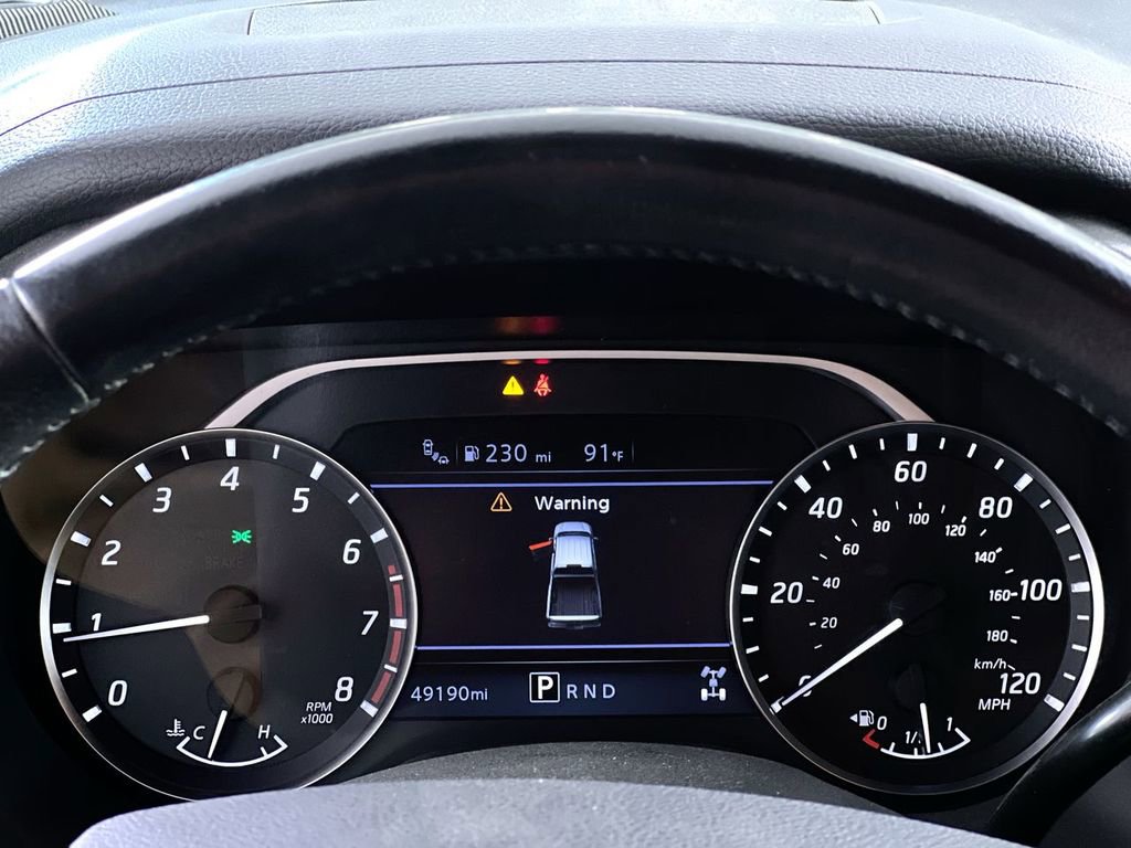 Used 2023 Nissan Titan SV w/ SV Convenience Package image 17