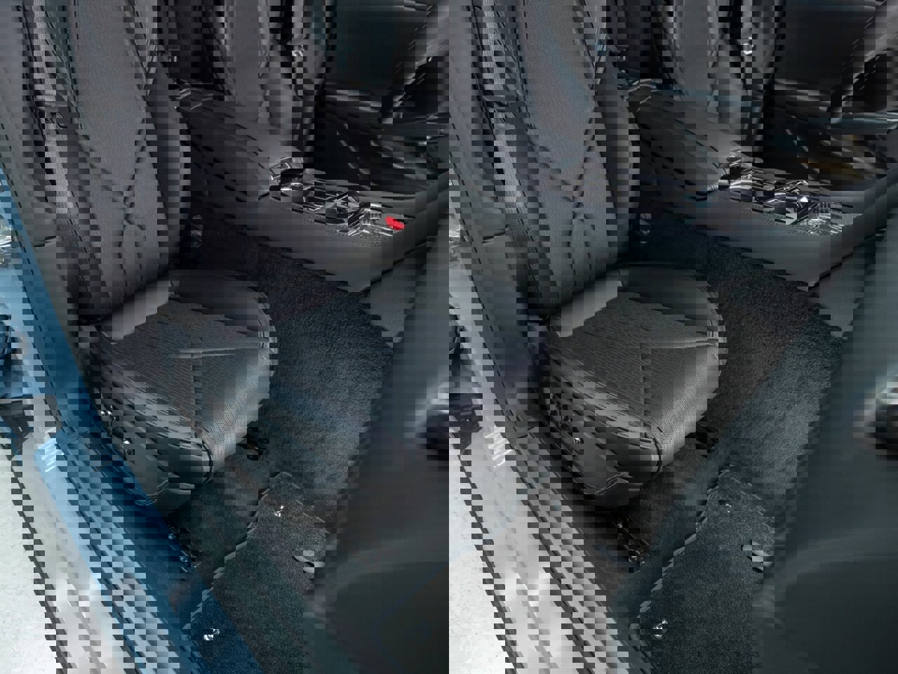 Used 2025 Karma Revero Luxury image 42