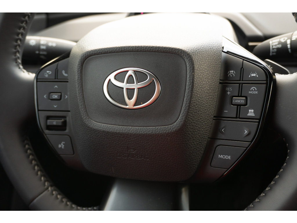 Used 2026 Toyota bZ FWD image 29